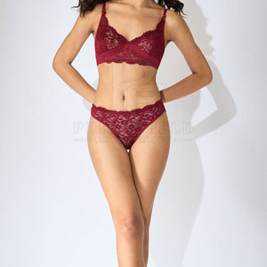 Conjunto de lencería elegante para mujer, diseño de encaje, material suave, ajuste cómodo, perfecto para ropa de noche y para dormir. - Product Image 3