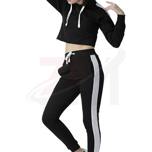 Ensemble de survêtement actif confortable pour la course, l'entraînement et un style de vie décontracté – Ensemble de jogging tendance pour femme - Product Image 3