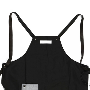 Tablier de coiffeur en cuir de nouvelle conception avec plusieurs poches, personnalisé, en coton, fabriqué au Pakistan - Product Image 3