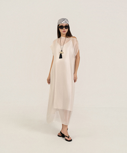 Vestido Casual de Verano de Lujo, de Organza de Seda Transparente, con Hombro Asimétrico y Botones, Estilo Holgado y Recto, Elegante y Minimalista, Vietnam, ODM OEM - Product Image 3