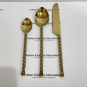 Ensemble de couverts en acier inoxydable avec poignée torsadée dorée de luxe |   Vaisselle légère, portable, de forme irrégulière, compatible lave-vaisselle et congélateur - Product Image 2