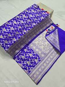 Sari de seda tejido a mano por el diseñador Zari para mujeres - Product Image 3