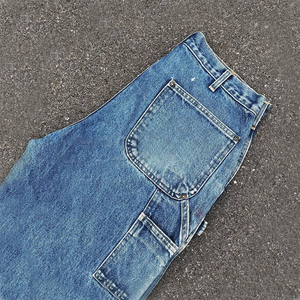 Shorts de Mezclilla con Dobladillo Crudo 100% Algodón, Estilo Urbano, Logotipo Personalizado, Corte Holgado, Secado Rápido, para Hombre - Product Image 3