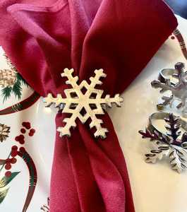 Ensemble de 3 anneaux de serviette en métal argenté vintage en forme de flocons de neige, différentes formes de flocons de neige, décoration de table de Noël - Product Image 1