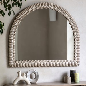 กรอบกระจกตกแต่งผนังสีขาวแบบทำมือ ดีไซน์ครึ่งวงกลม กระจกตกแต่งสไตล์โมเดิร์นสำหรับห้องนั่งเล่นและห้องนอน - Product Image 1