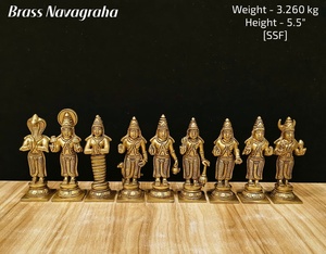 Ídolo Nataraj de Latón Hecho a Mano, Tradicional, Tallado y Grabado de Shiva Bailando, Decoración Religiosa para el Hogar o Templo, Regalo Religioso - Product Image 3