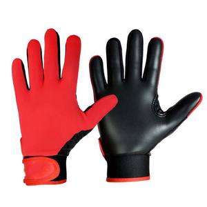 Gants de football gaélique personnalisables avec logo, sangle de poignet réglable, fermeture à enfiler, paume à adhérence durable, service OEM, légers et respirants - Product Image 2