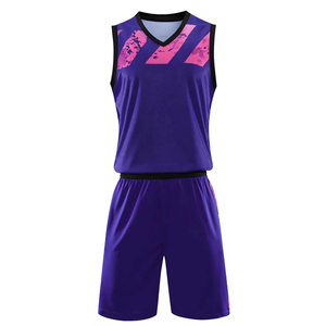 Conjunto de Baloncesto de Secado Rápido Talent Sports |   Poliéster Premium 100% |   Uniformes de Verano Clásicos Personalizados con Logotipo de Equipo - Product Image 1