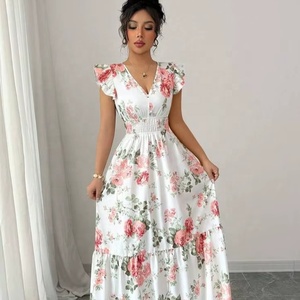 Nouvelle robe maxi élégante blanche à fleurs pour femmes, manches bouffantes, col en V, robe longue élégante d'inspiration bohème - Product Image 1