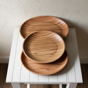 Assiette ronde en bois faite à la main, assiette de service en bois rustique naturel pour table à manger, cuisine, restaurant et décoration intérieure - Product Image 2
