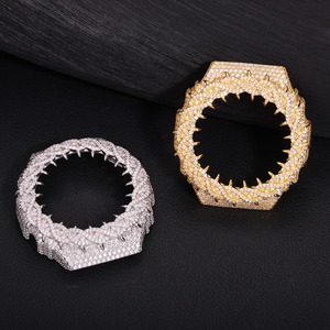 Boîtier de montre personnalisé en moissanite de qualité supérieure, serti de diamants, montre de luxe entièrement pavée de moissanite, montre en moissanite VVS - Product Image 2