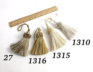 Pompon Mala en Soie de Haute Qualité 8cm, 25 Couleurs, Fixation par Boucle, Pompons Mala Personnalisés en Fil, Franges à Usage Personnalisé - Product Image 3