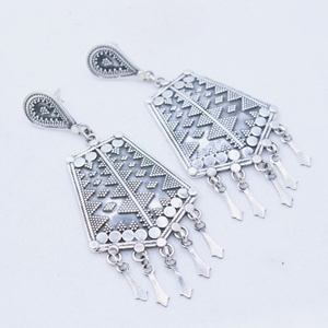 Antique Jumka 925 boucles d'oreilles en argent Sterling bijoux traditionnels en argent pour la vente en gros Boho géométrique femmes anniversaire IGI - Product Image 1