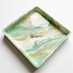 Plateau de rangement en résine motif marbre vert de luxe, fait main, avec veines dorées, plateau décoratif pour bijoux, plateau carré en résine artisanale - Product Image 1