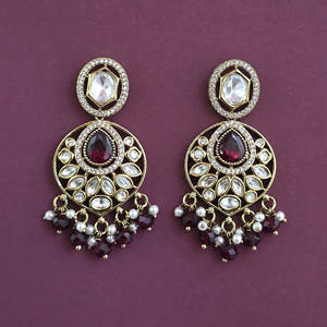 ต่างหูคลาสสิคชุบเมห์นดี รุ่น 8673 สีขาว - Product Image 4