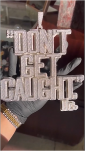 Colgante de Nombre Personalizado para Hombre, con Incrustaciones de Moissanita, Letra y Número Personalizados, Joyería de Moda - Product Image 2