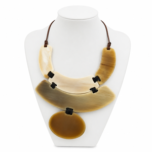 Collar de Moda Hecho a Mano con Cuerno Natural e Imitación de Perla en Forma de Pirámide con Cadena de Cuerda Ajustable para Mujer - Regalo - Product Image 3