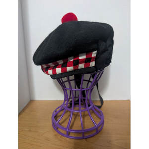 Sombrero Balmoral Escocés 100% Lana Pura, Rojo, Blanco y Negro, Venta al por Mayor, OEM, ODM - Product Image 2