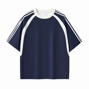 T-shirt sportif surdimensionné pour homme, manches courtes, col rond, respirant, tricoté, 100 % polyester, uni, rayures bleu marine et blanc, empiècements en maille - Product Image 1