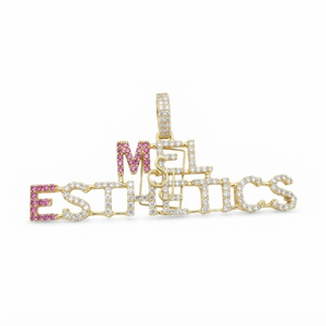 Colgantes y Dijes Finos de Oro Sólido de 10K, Estilo Hip Hop, Personalizados con Nombre o Letra en Bloque, con Moissanita de Corte Brillante y Adornos de Piedras, de Moda - Product Image 1