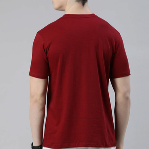 T-shirts à impression graphique de haute qualité avec impression durable et tissu confortable pour la mode streetwear - Product Image 5