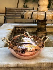 Olla de Cobre Redonda con Tapa, Asas de Aleación de Zinc, Diseño Vintage, Utensilios de Cocina Metálicos Duraderos - Product Image 1