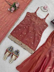 Ensemble Sharara 3 pièces ethnique indien pour mariage d'hiver et fête, brodé, réversible, infroissable, en soie Georgette, avec miroir véritable cousu - Product Image 2