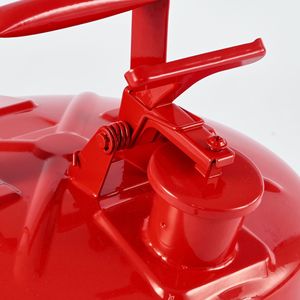 Tanica di Sicurezza Rossa da 5 Galloni Tipo I per Benzina con Arresto Fiamma in Acciaio Inox e Coperchio Autobloccante - Product Image 6