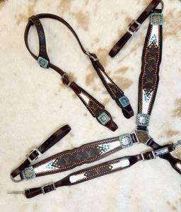 ชุดอุปกรณ์ม้าแบบตะวันตก หนังวัวแกะสลักลายดอกทานตะวัน ประดับลูกปัด ทนทาน สะดวกสบาย สั่งทำได้ - Product Image 1