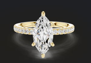 Bague de fiançailles solitaire en or jaune avec coupe marquise, accents de diamants pavés et pierre centrale sertie à griffes – Élégante bague de mariée - Product Image 3