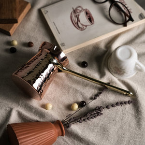 Cafetière turque en cuivre avec poignée en bois, design traditionnel, percolateur pour la préparation du café - Product Image 5