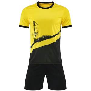 Uniforme de Fútbol para Hombre al Por Mayor, Último Modelo, Venta Caliente, Material Duradero Antiarrugas - Product Image 1