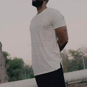 เสื้อยืดดีไซน์ดิสเทรสคุณภาพสูง เสื้อยืดขายดีสำหรับผู้ชาย เสื้อยืดดิสเทรสสีพื้นสำหรับผู้ใหญ่ - Product Image 3