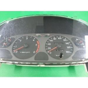 ชุดหน้าปัดเรือนไมล์มือสอง H-1 รุ่น 940044A620 - Product Image 2