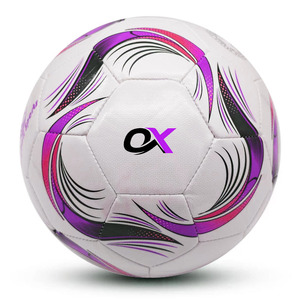 Ballons de football sur mesure fabriqués par Oxva Industries Football Factory, cousus à la machine, en cuir PU. - Product Image 5