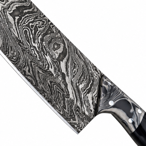 Cuchillo de Cocina Premium con Patrón Damasco, Mango Curvo Negro, Bolster Decorativo Plateado, Hoja Ancha para Cortar Carne y Verduras - Product Image 6
