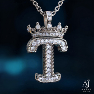 Pendentif Couronne Lettre Moissanite Hip Hop Unisexe, Collier Plaqué en Alliage de Cuivre et Laiton Incrusté de Zircon, Bijou Cadeau - Product Image 1