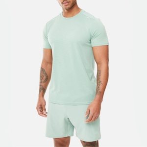 Ensemble de vêtements de sport pour homme de haute qualité, respirant, t-shirt et short pour l'été, style décontracté tricoté - Product Image 1