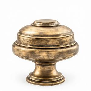 Butée de porte moderne en laiton de designer pour hôtels et cuisines, conçue pour compléter les collections de quincaillerie d'intérieur de luxe - Product Image 2