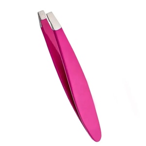 แหนบดึงขนตาและขนคิ้ว S Network Luxury ชุบทอง ผลิตจากสแตนเลสสตีล น้ำหนักเบา จับถนัดมือ ทนทาน สวยงาม - Product Image 6