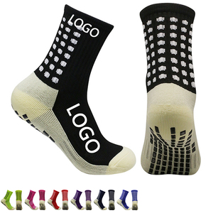 Calcetines Deportivos de Fútbol Antideslizantes Gruesos de Alta Calidad Personalizados, Calcetines de Rendimiento Tejidos para Hombre y Mujer - Product Image 4