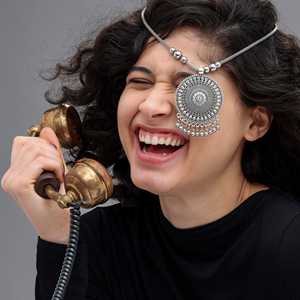 Collar con colgante Vintage Echoes RRAO con accesorio de moda Ghungroos - Product Image 3