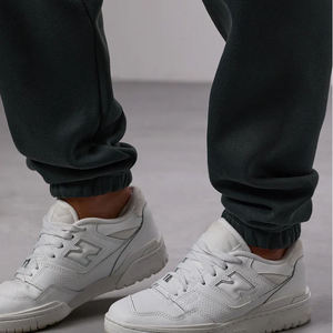 Pantalon de survêtement vert foncé pour homme, taille élastique, poches latérales, décontracté, en coton tricoté, pour l'automne - Product Image 4