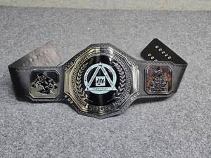 Cinturón de Campeonato Mundial con Placa de Latón, Correas de Cuero Genuino, Equipo de Artes Marciales de Alta Calidad, Resistente al Agua - Product Image 3