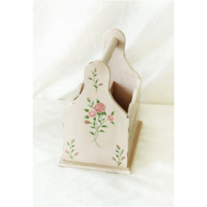 Panier de rangement vintage en bois, peint à la main, motif floral, organisateur de table, style shabby chic, support pour télécommande et couverts, panier en bois - Product Image 3