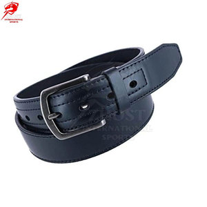 Ceinture en cuir pour homme sur mesure avec boucle en métal classique en cuir durable, ajustement confortable pour un usage quotidien moderne - Product Image 1