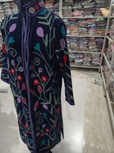 Veste longue en velours noir tissé brodé à motif floral, ouverte sur le devant, pour femme, style vintage décontracté, doublure en lin, cadeau idéal pour l'hiver - Product Image 3