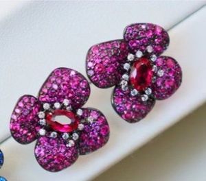 Pendiente de tuerca de trébol de moda única, Zirconia cúbica de Plata de Ley 925, joyería de moda para regalo de mujer - Product Image 1