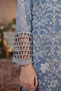 Robes de mariée de créateur à manches longues et col montant, robes de soirée pakistanaises de luxe brodées, longues, pour occasions spéciales - Product Image 3