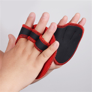 Muñequeras de Nailon/Poliéster/Rayón Rojas con Cierre de Gancho y Bucle, Protección Avanzada de Alta Resistencia para Levantamiento de Pesas, Unisex, Antideslizantes - Product Image 2